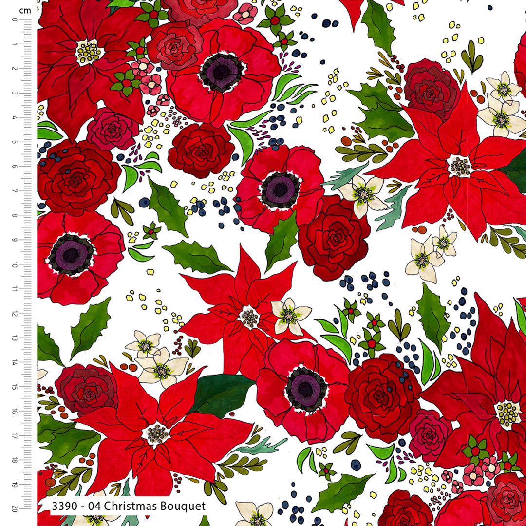 Berries & Blooms 5 Pk Fat Quarter bundle by The Crafty Lass. Christmas Cotton fabric