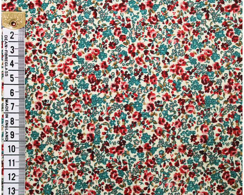 Ditsy floral / berries 100% Cotton Needlecord babycord fabric per 1/2m