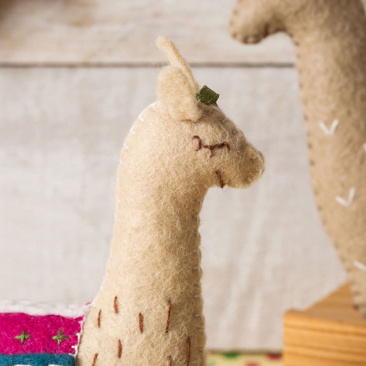 Llamas Felt Craft Kit, Corinne Lapierre, UK. Adult crafts