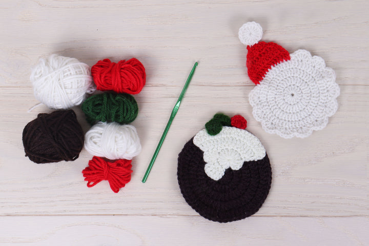 Trimits Crochet Your Own Coasters: Christmas: 2 Piece craft kit