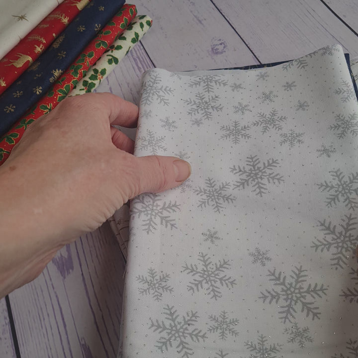 Scandi Metallic Christmas fat quarter bundle/ half metre quilting craft cotton Fabrics. John Louden
