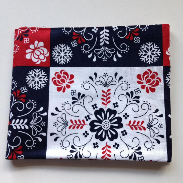 Scandi Christmas Red and Navy 100% Cotton Fat Quarter bundle quilting of 5 Fabrics.