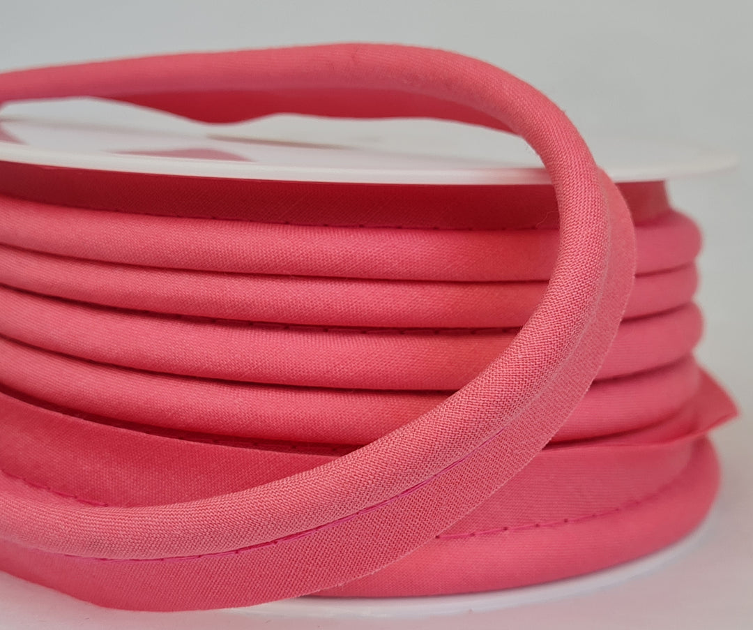 Flanged 18mm wide piping cord 5 mm Polycotton bias binding cut - Per Metre