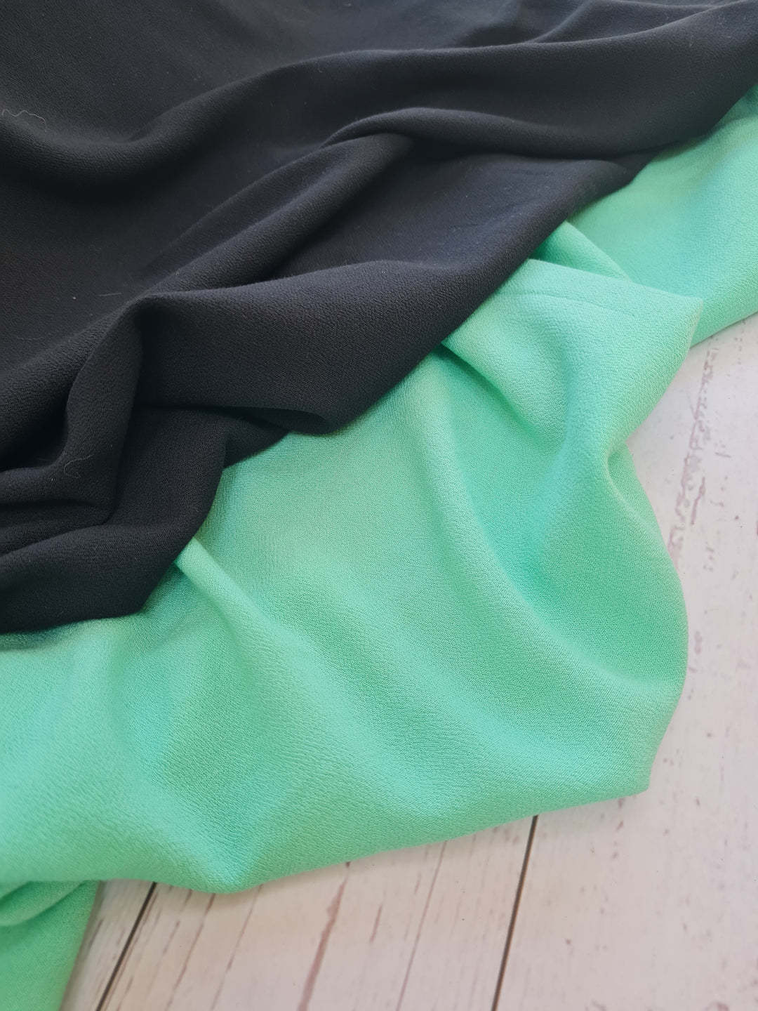 Solid Plain viscose crêpe: white, mint green and black dressmaking fabric