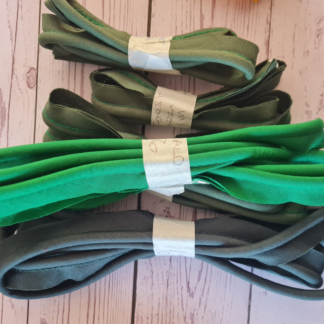 BARGAIN bags of flanged polycotton piping cord:  polycotton