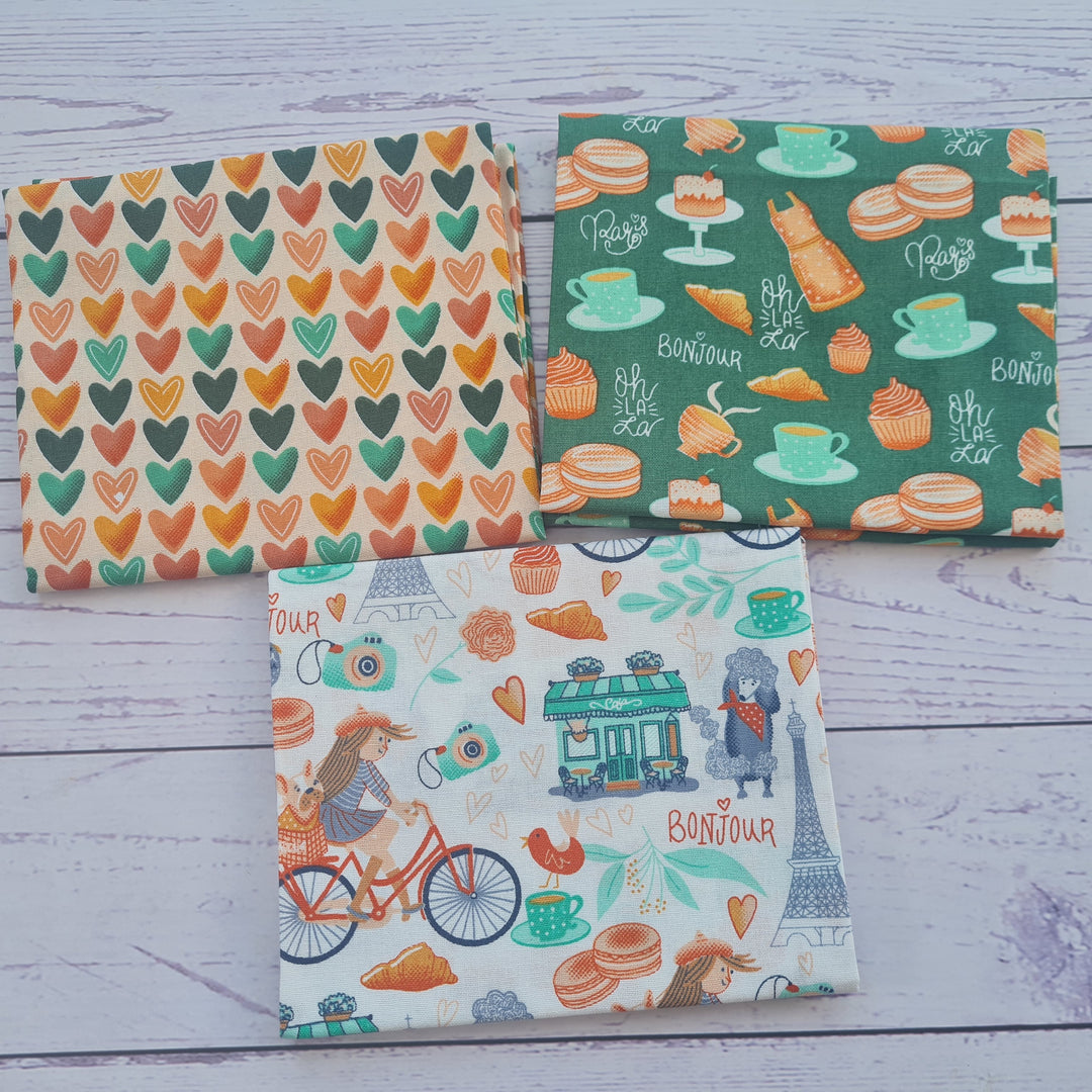 Evening in Paris 5 x fat quarter bundle craft cotton fabric. Love, hearts, dogs Quilting fabric.