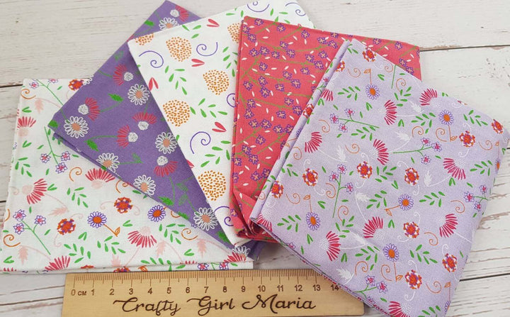 Cute florals bundle of 5 floral print cotton quilting fabrics. Craft Cotton Company. Pink, purple.